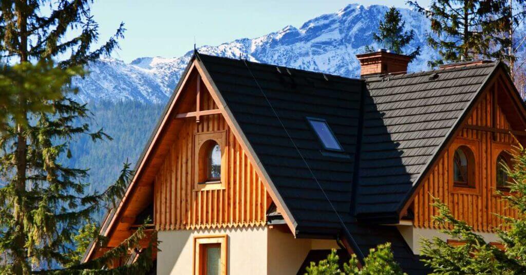 How to Book Authentic Guesthouses